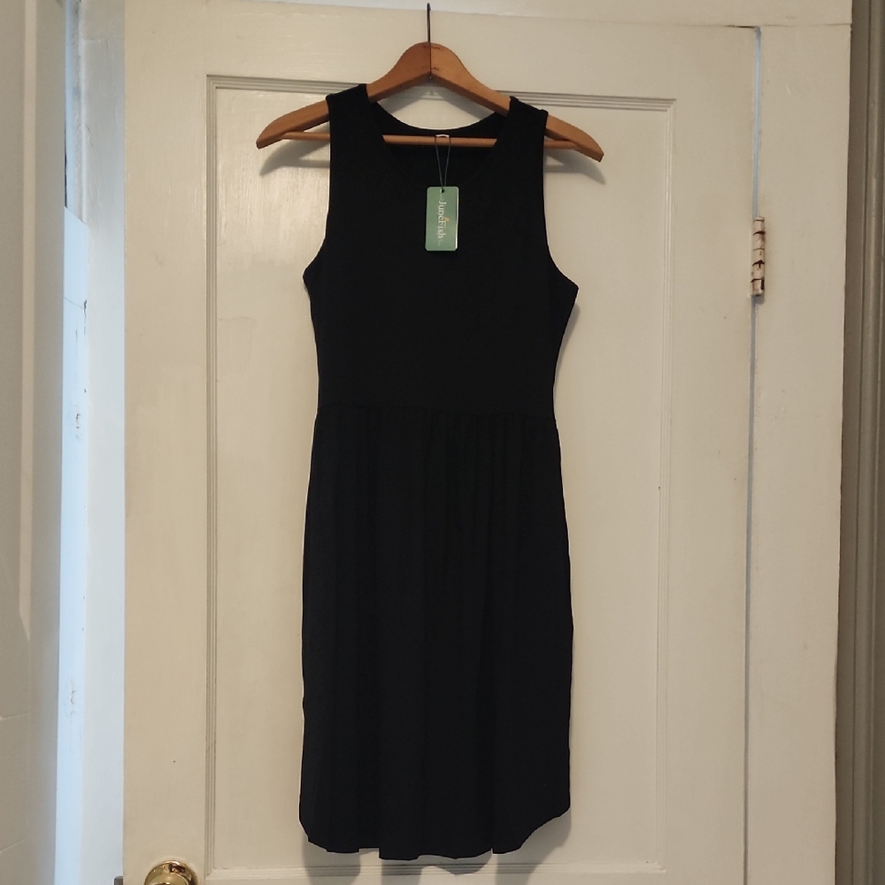Elegant Black Midi Dress